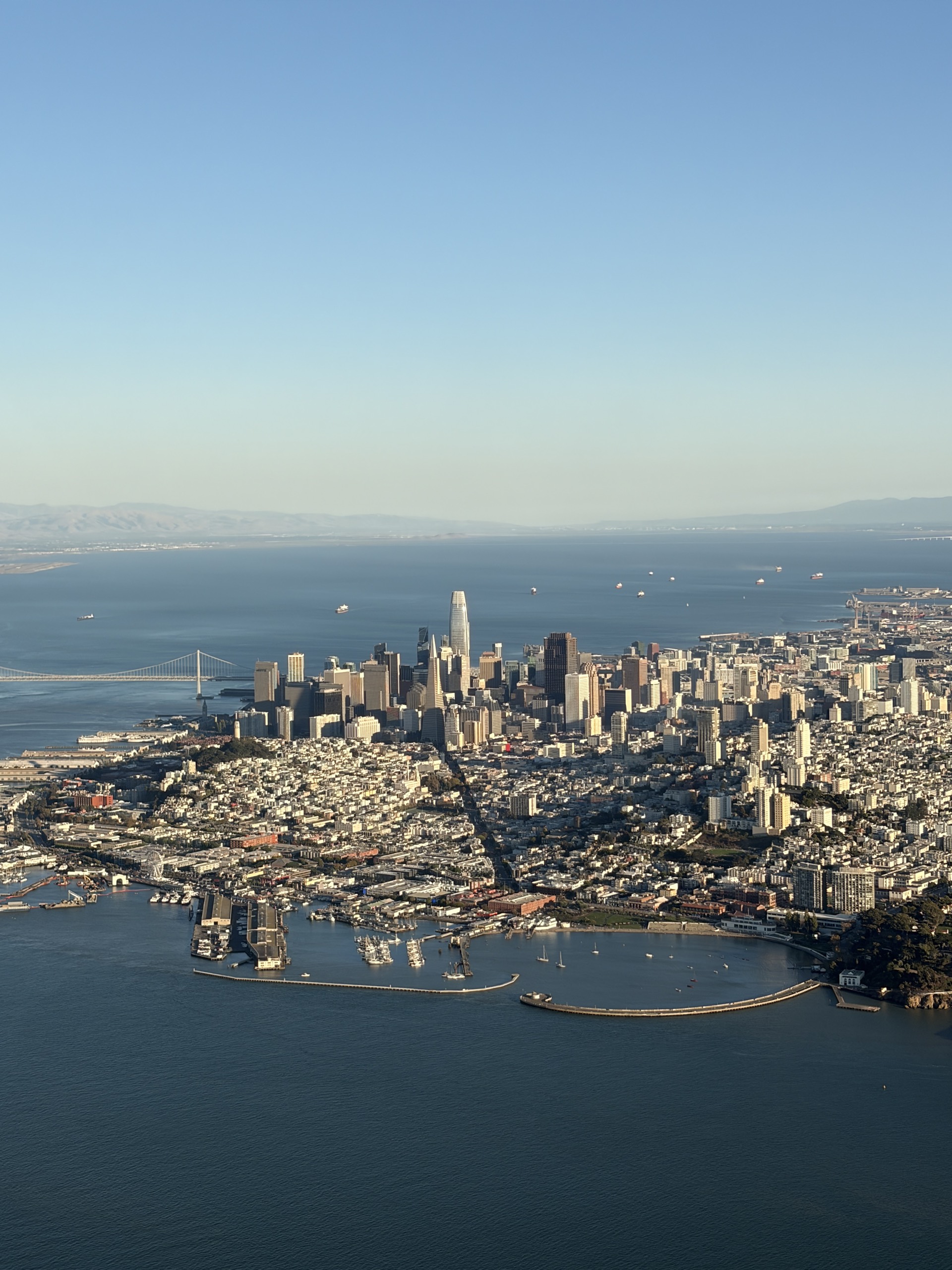 San Francisco skyline beside the bay